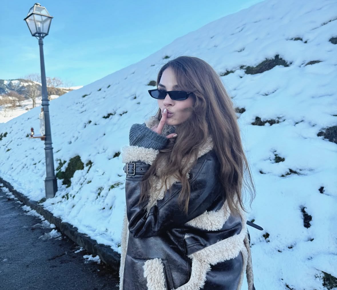 beaprior33's tweet photo. Sizi yeni profesyonel zorluklarla televizyonda tekrar görmek için çok heyecanlıyız. Yakında tekrar görüşmek üzere, güzelim ✨
#EbruŞahin https://t.co/HJMly1CCVQ