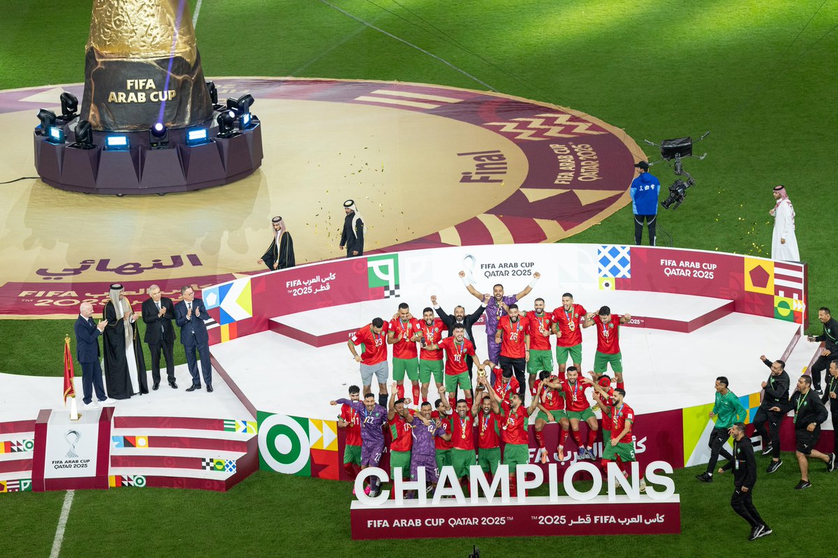 بتشريف سيدي <a href="/TamimBinHamad/">تميم بن حمد</a> أمير البلاد المُفدى ورعايته الكريمة لنهائي كأس العرب FIFA قطر 2025™️ نهنئ منتخب المغرب وجماهيره على التتويج بلقب البطولة بعد مباراة رائعة أمام منتخب الأردن الذي قدم أداء مميزا وروحا عالية تستحق كل الإشادة ..
وشكرا للجماهير العربية التي أظهرت أسمى صور