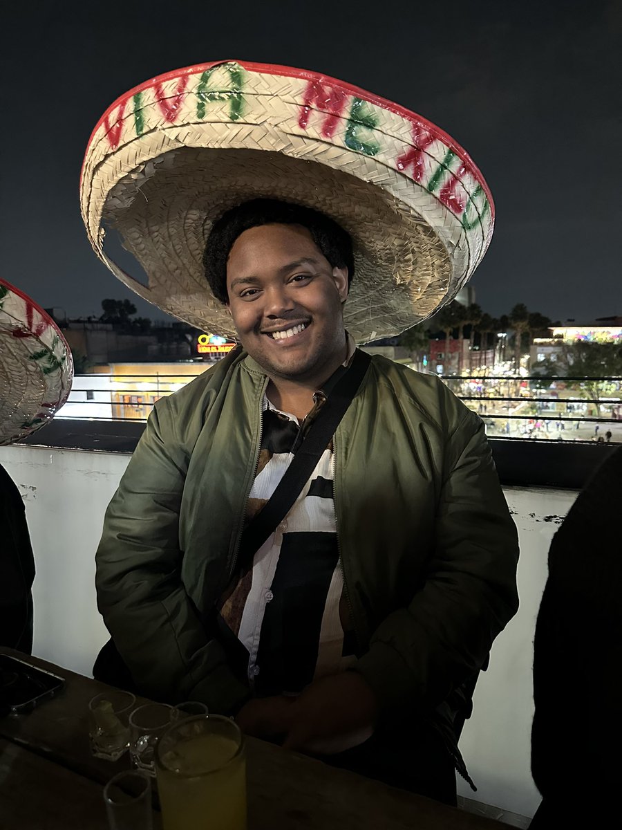 Devin Too Woke✨ tweet media