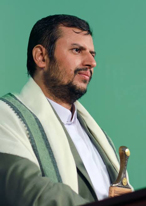 تُعد العاطفة والغضب 'محركاً' حيوياً للتعبئة العامة ووحدة الصف ؛ إلا أنهما لا يمكن أن يشكلا 'بوصلة' لتقدير الموقف أو تقييم موازين القوى في الصراع. فإدارة الصراع العسكري علمٌ تخطيطي يرتكز على 'المعطيات و المعلومات، بينما تنزع العاطفة والغضب نحو 'المطلقات' التي تنتج عمىً في التقدير