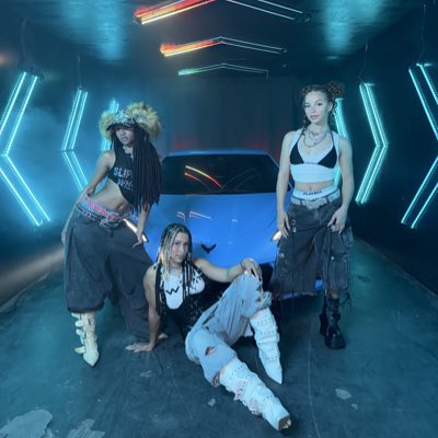 callus8TEEN's tweet photo. #NewProfilePic https://t.co/iwIo97L19H