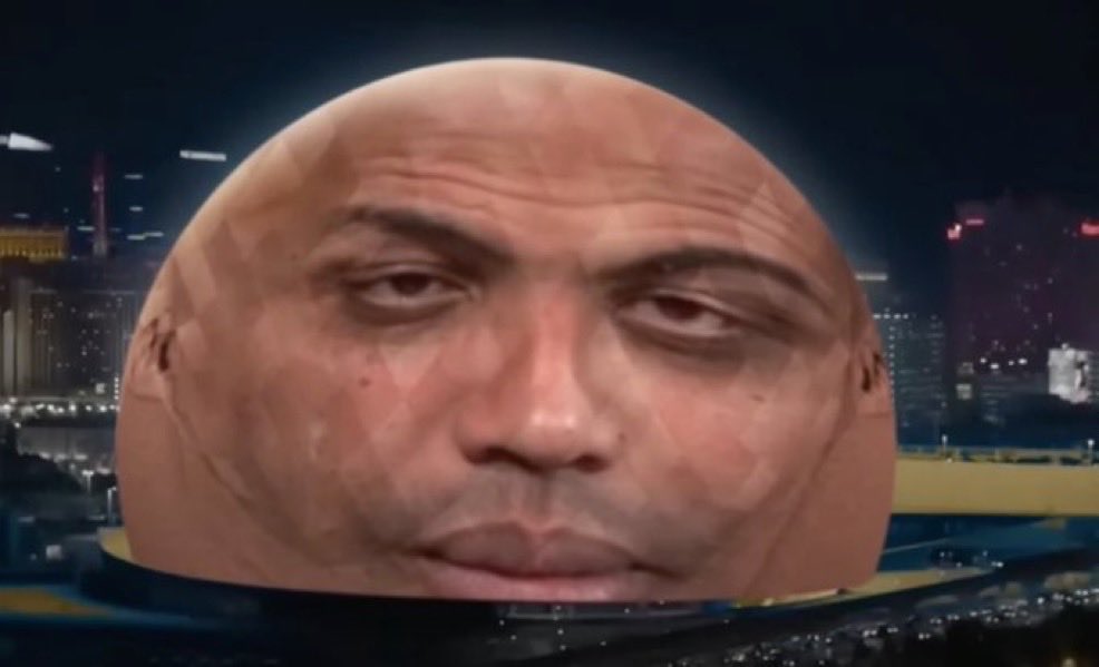 Clatchley's tweet image. 