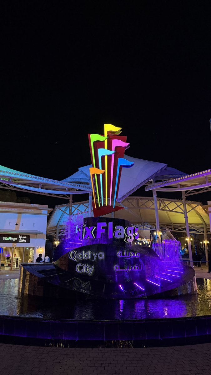 _34dh's tweet photo. Six Flags 😍😍 https://t.co/2uLF8qcu3t