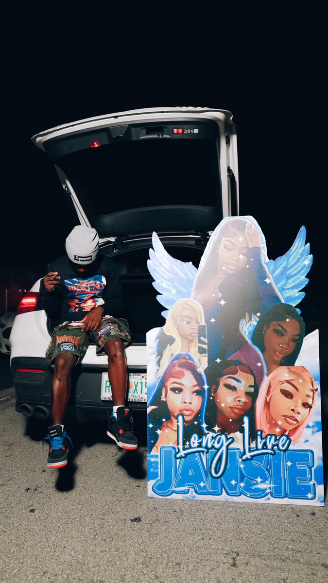 zoeboyy305's tweet photo. 5L Twin🤞🏾💙🦅 https://t.co/nqPFGotomZ