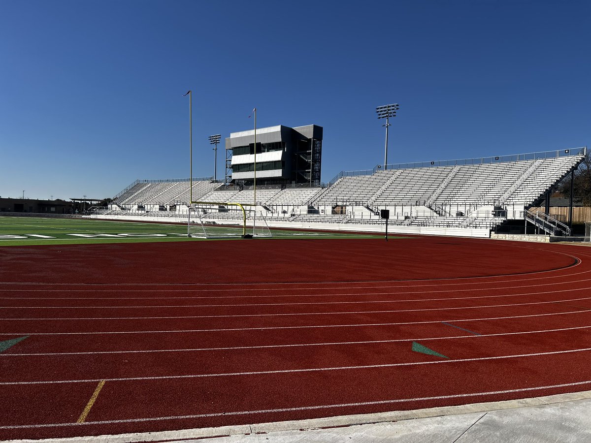 Grand View Football tweet media