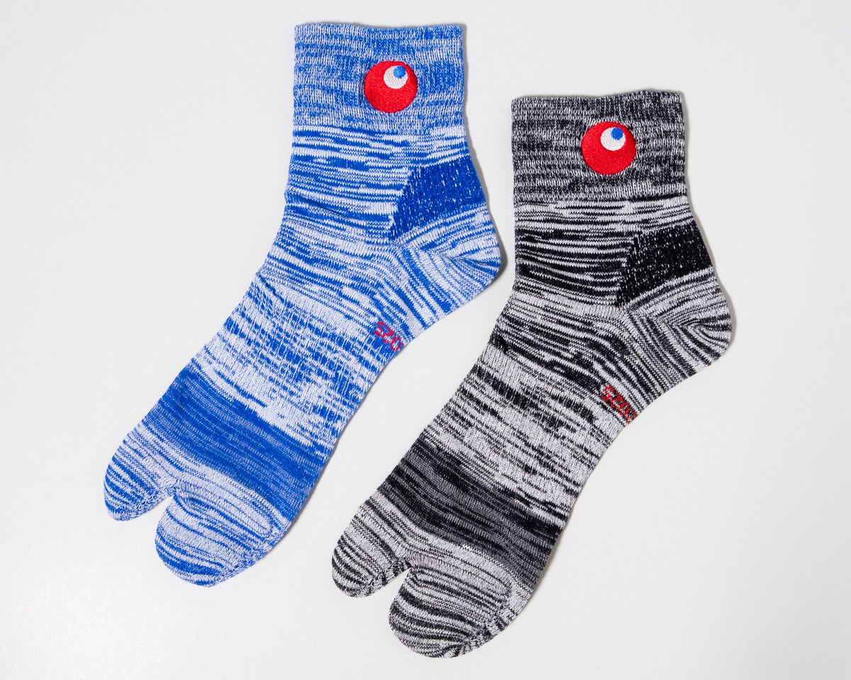 🔴🔵和紙更紗 tabi靴下残りわずか！🔵🔴
こみゃく刺繍を施したこだわりの靴下も、
残り少なくなっています🥲

実際に履いてみると想像以上の快適さが！
クリスマスプレゼントにも最適かも…？？

【ご購入はこちらから】
aej.store.yomiuri.co.jp/shop/expo2025