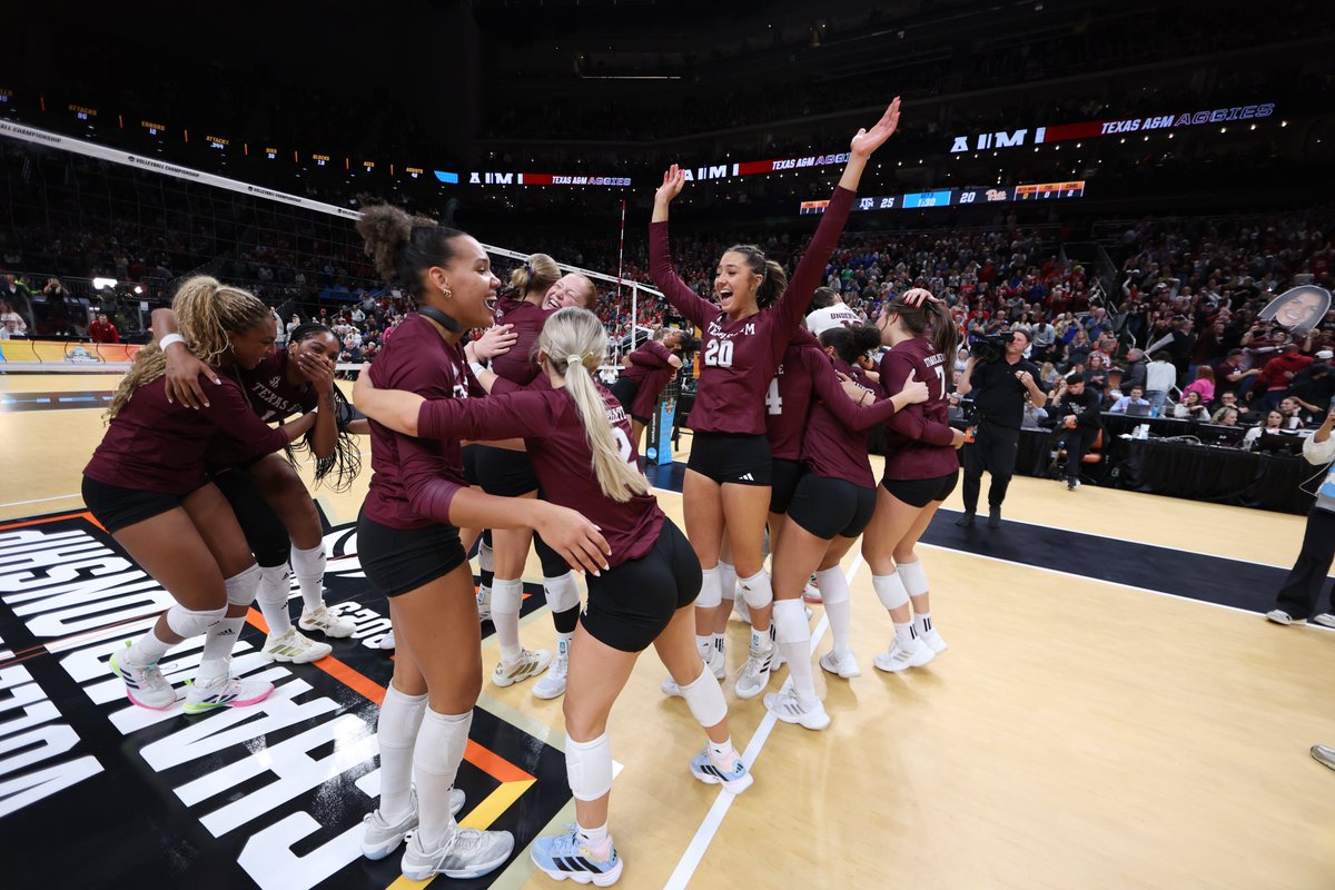 AggieVolleyball's tweet photo. "For the first time in program history" is starting to become a regular occurrence 🤭

#GigEm // #AggieVB https://t.co/UIU3ej2v58