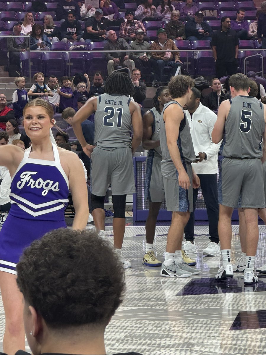 Lad Moore tweet media