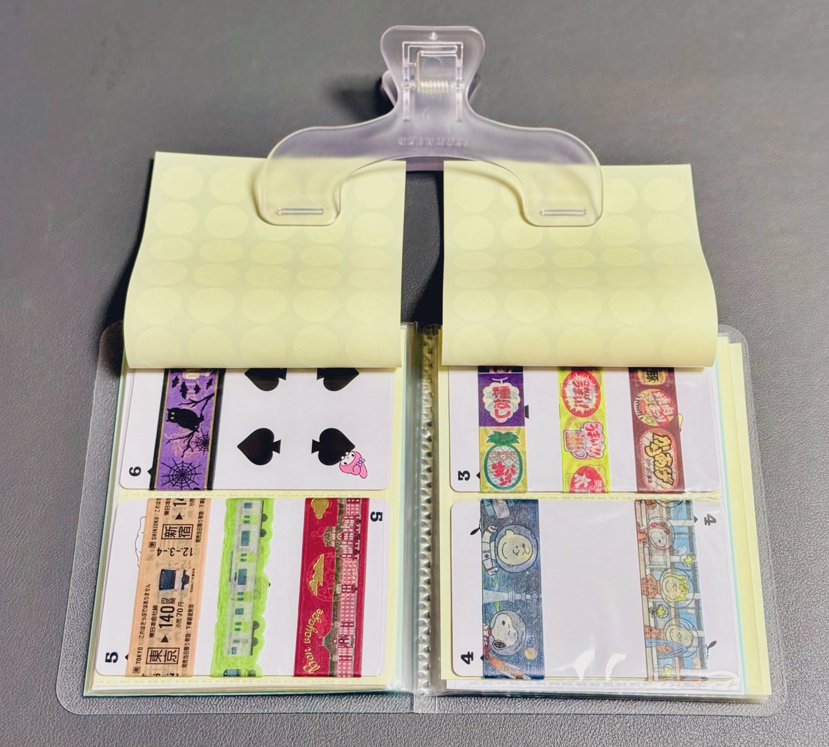 hahaaaaan2's tweet photo. 🐼すぐ使えるシール帳🍣

以前mizutamaさんが作っていたシール帳を真似してみました🙋‍♀️

ポケットに直張りなので
アクセス便利になり

更に名刺ポケットにも入れられる
という大容量のシール帳が
出来上がりました🙌

スリムでコンパクトなので
持ち歩きしやすいです✨ https://t.co/OVemD9u8Xb