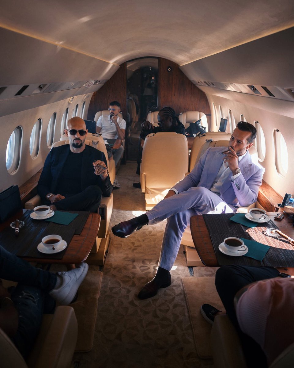 t_double12's tweet image. For every reason it’s not possible, there are hundreds of people who have faced the same circumstances and succeeded