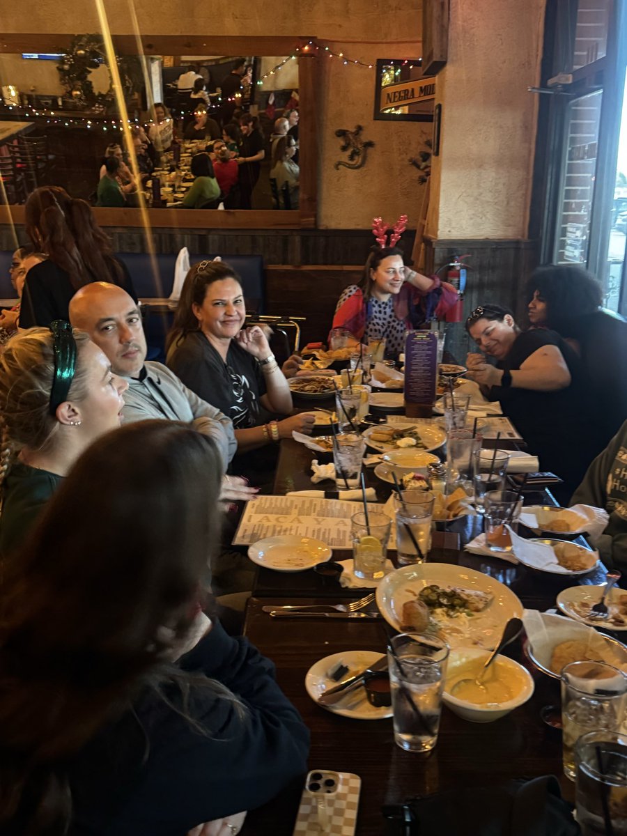 Mechelle tweet media