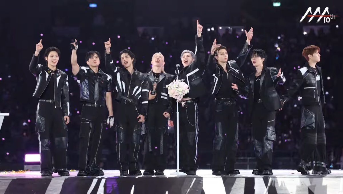 Post by ちいたんぬ🩷🩶🍀🌈 on X: 😊