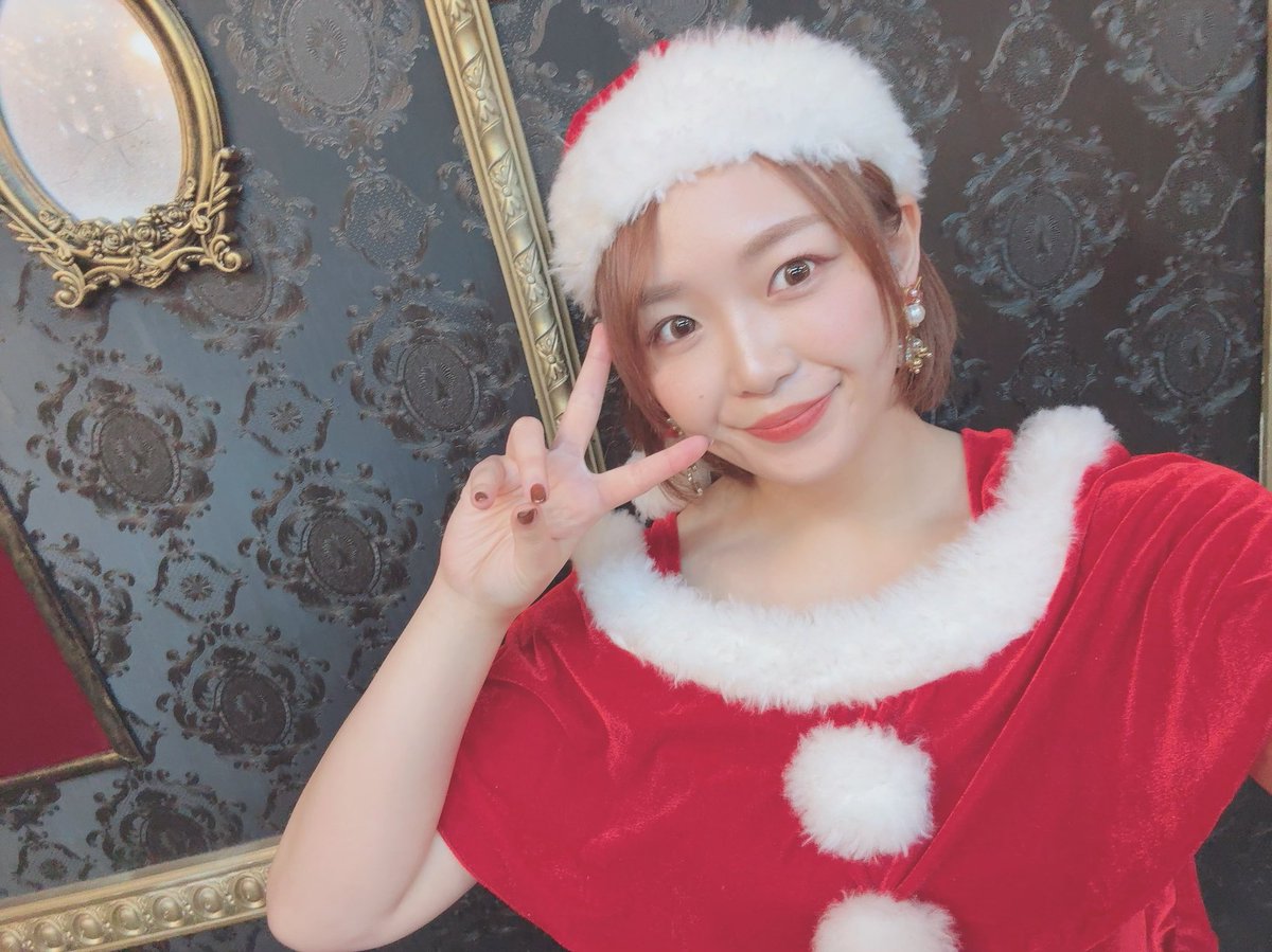SareeeForChamp's tweet photo. Day 18/25 of Sareeemas‼️ https://t.co/PvlIr8rXKs
