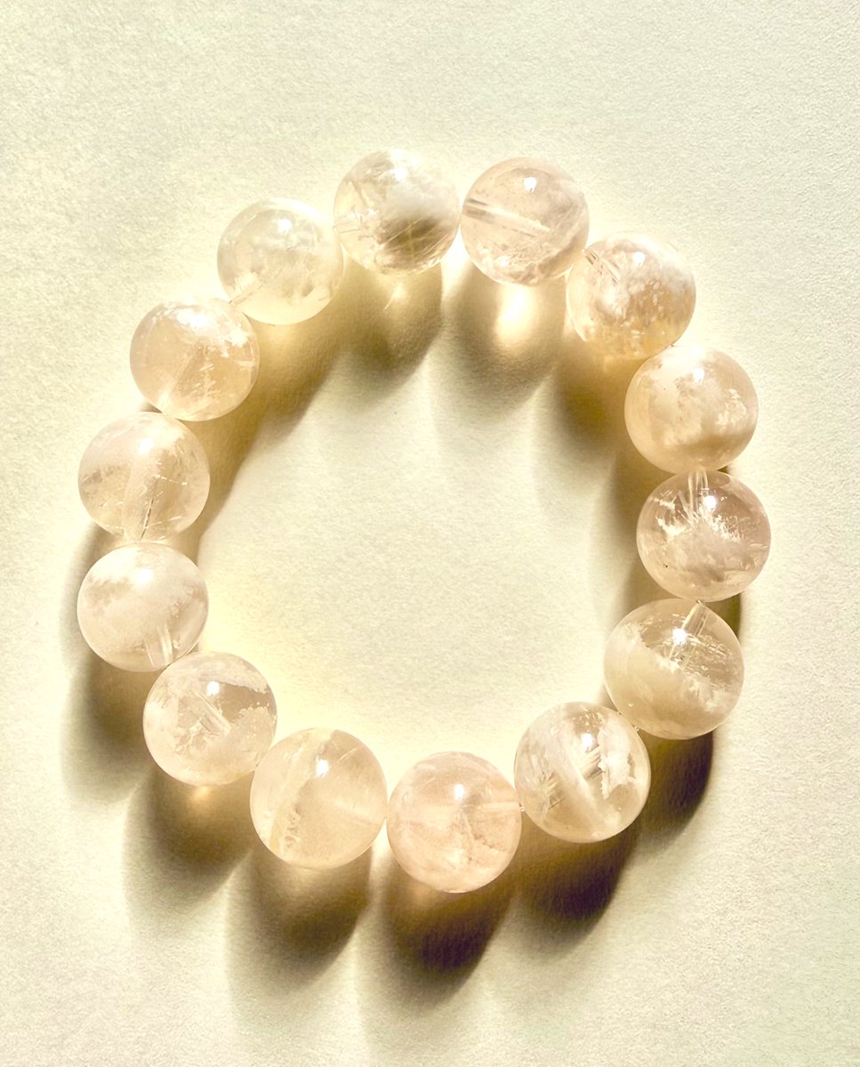 cocoさんから届きました、セリサイトインローズクォーツ14mm（大きな