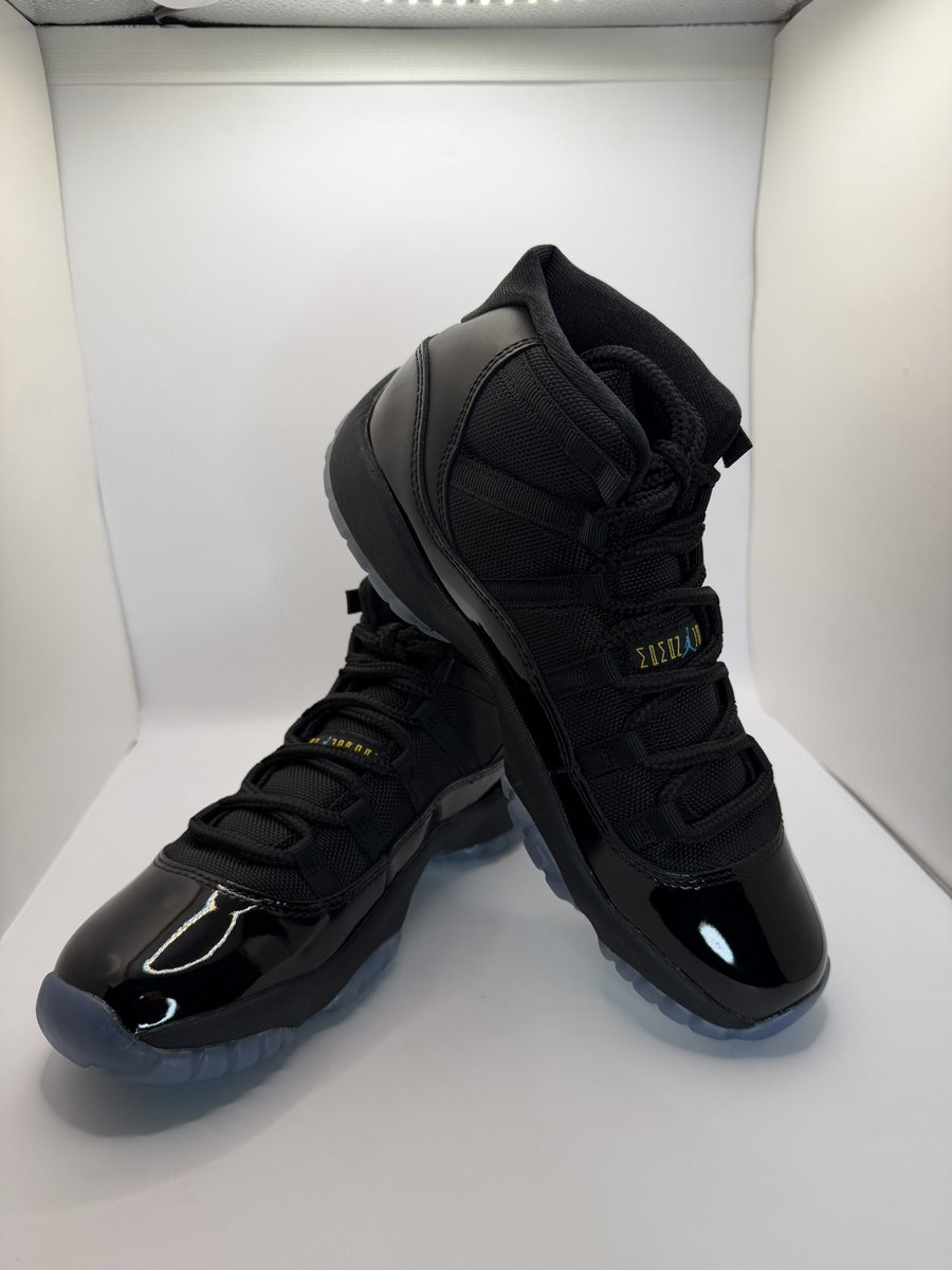 MartinezJemuel's tweet photo. Jordan 11 Retro “Gamma Blue” (GS)

Size: 7Y / 8.5 Women

Condition:  Brand new with box / DS 

Price $320.00

Shipping Available 📦

100% Authentic ✅ https://t.co/NCyAJaoBme