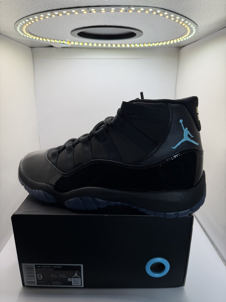 MartinezJemuel's tweet photo. Jordan 11 Retro “Gamma Blue” 

Size: 9 Men / 10.5 Women

Condition:  Brand new with box / DS 

Price $360.00

Shipping Available 📦

100% Authentic ✅ https://t.co/1YBBXycGvu