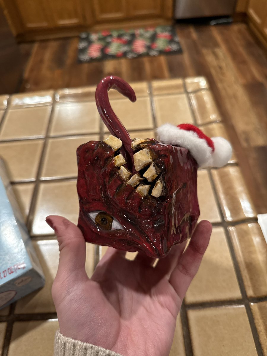 MarkAndClarkAr1's tweet photo. Made an Ultrakill inspired “little freak”
Ornament for Christmas! https://t.co/AUdct3LVBA