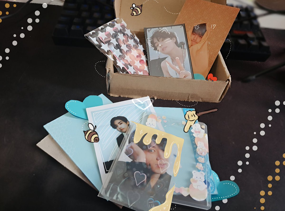 vantegallerys's tweet image. ﹕    ֶָ  HAPPY MAIL e feedback MEGA POSITIVO para as maiores desse mundinho collector!! @collehobi, @thvicious. cada dia me sinto mais feliz por ter conhecido essas goms incríveis e ter feito amizade com pessoas maravilhosas através da dibee. 🐝 ♡̶ ๋࣭⭑