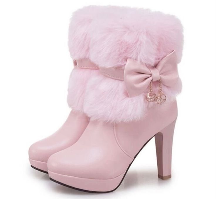 sakurafraise's tweet image. wishing i lived somewhere cold so i could wear cutie boots like this