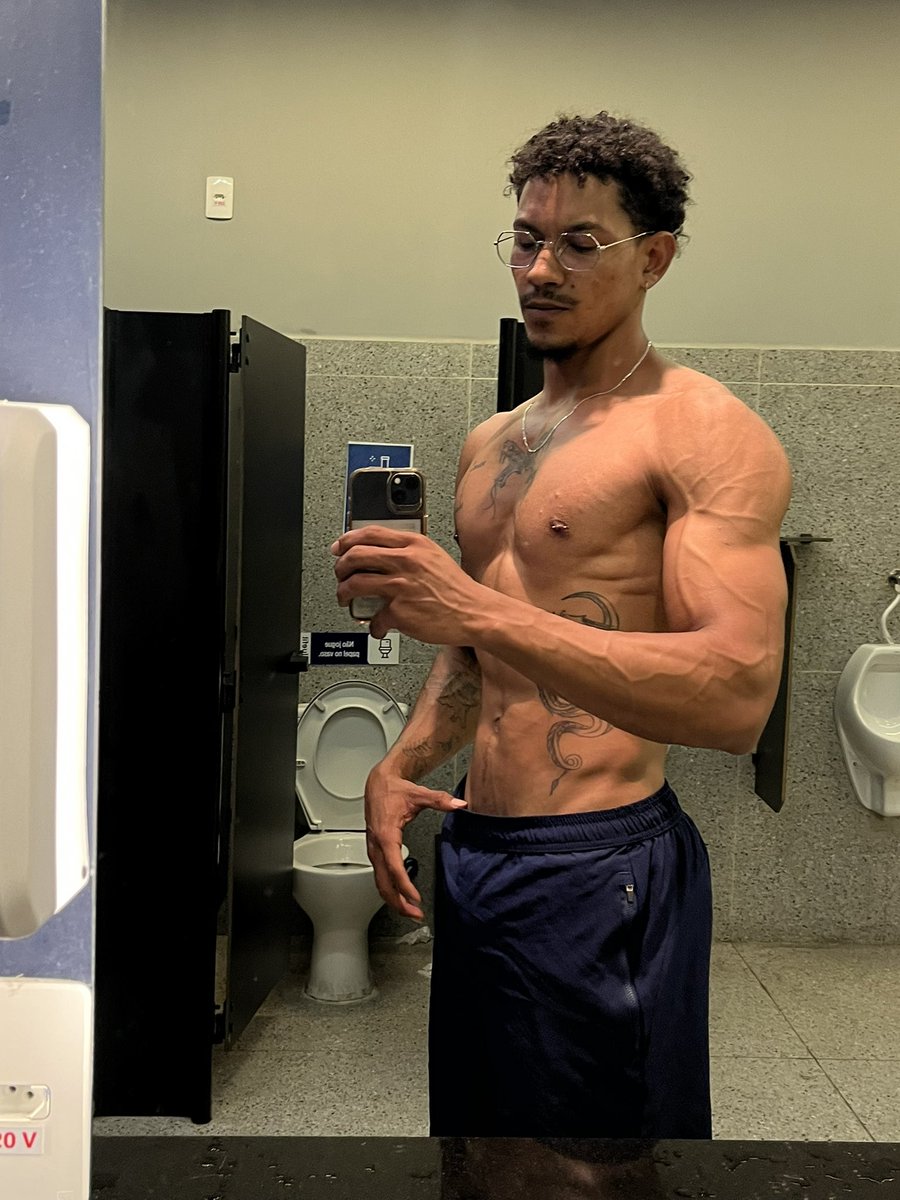 httpskaike's tweet image. Peitinho pago