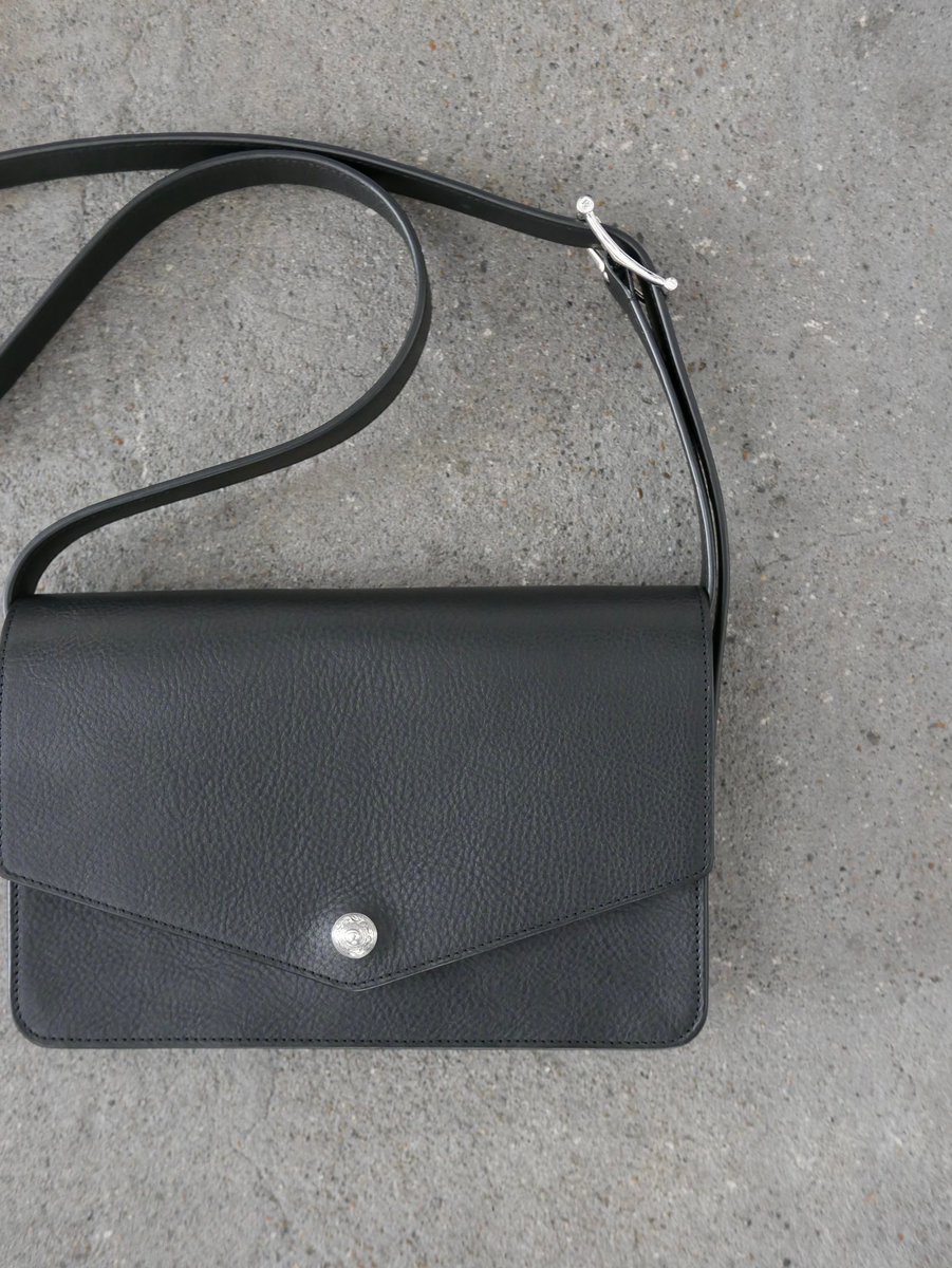 suhisat's tweet image. ㅤㅤㅤㅤㅤㅤㅤㅤㅤㅤㅤㅤㅤㅤㅤㅤㅤㅤㅤㅤㅤAntidote BUYERS CLUB Leather Wearable Bag

12/20
release
ㅤㅤㅤㅤㅤㅤㅤㅤ
#antidotebuyersclub
#Leather #Wearable #Bag
#YOKOHAMA #横浜 
#横浜元町
#横浜中華街
#HAWAIIAN #SHIRT #SHORTS
#みなとみらい
#元町ラバーズ
#instagood #follow

ㅤㅤㅤ
