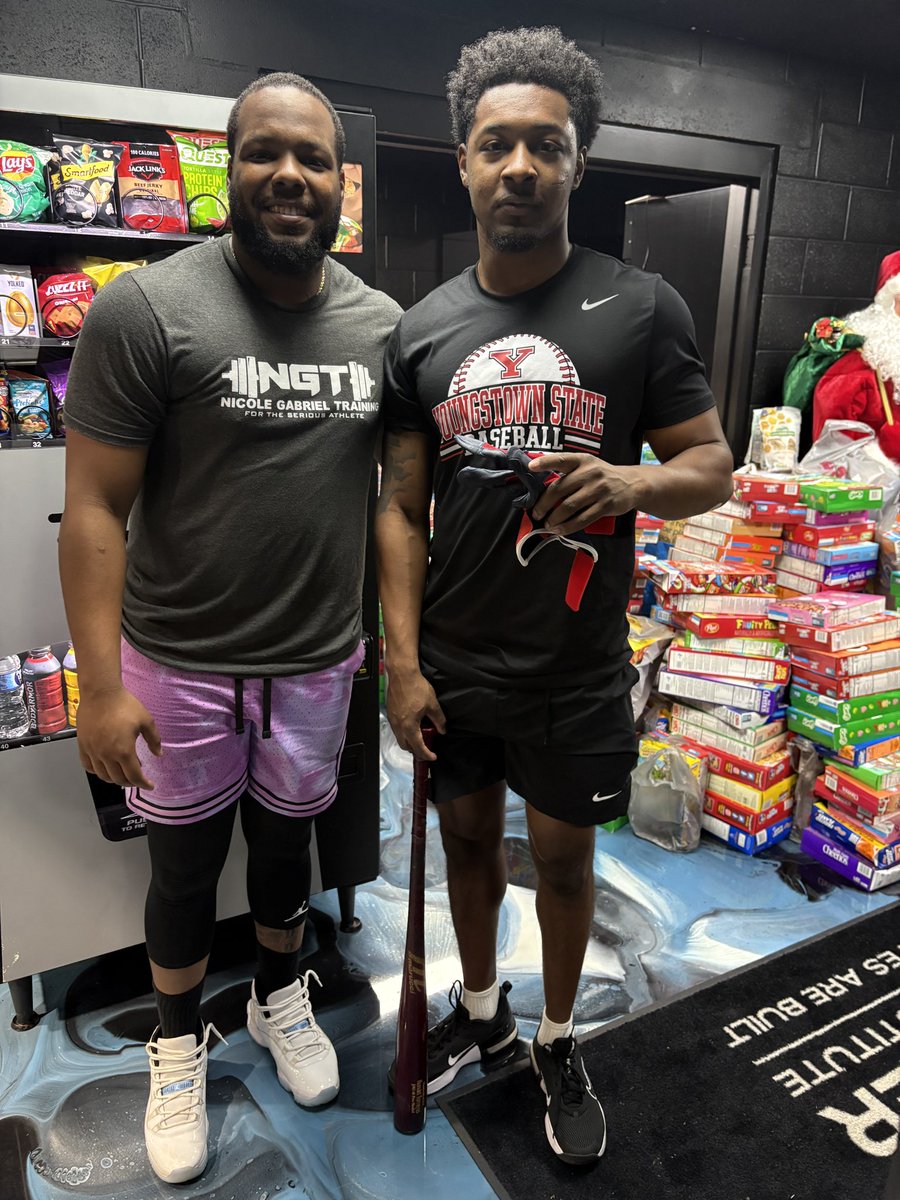 kendal spencer tweet media