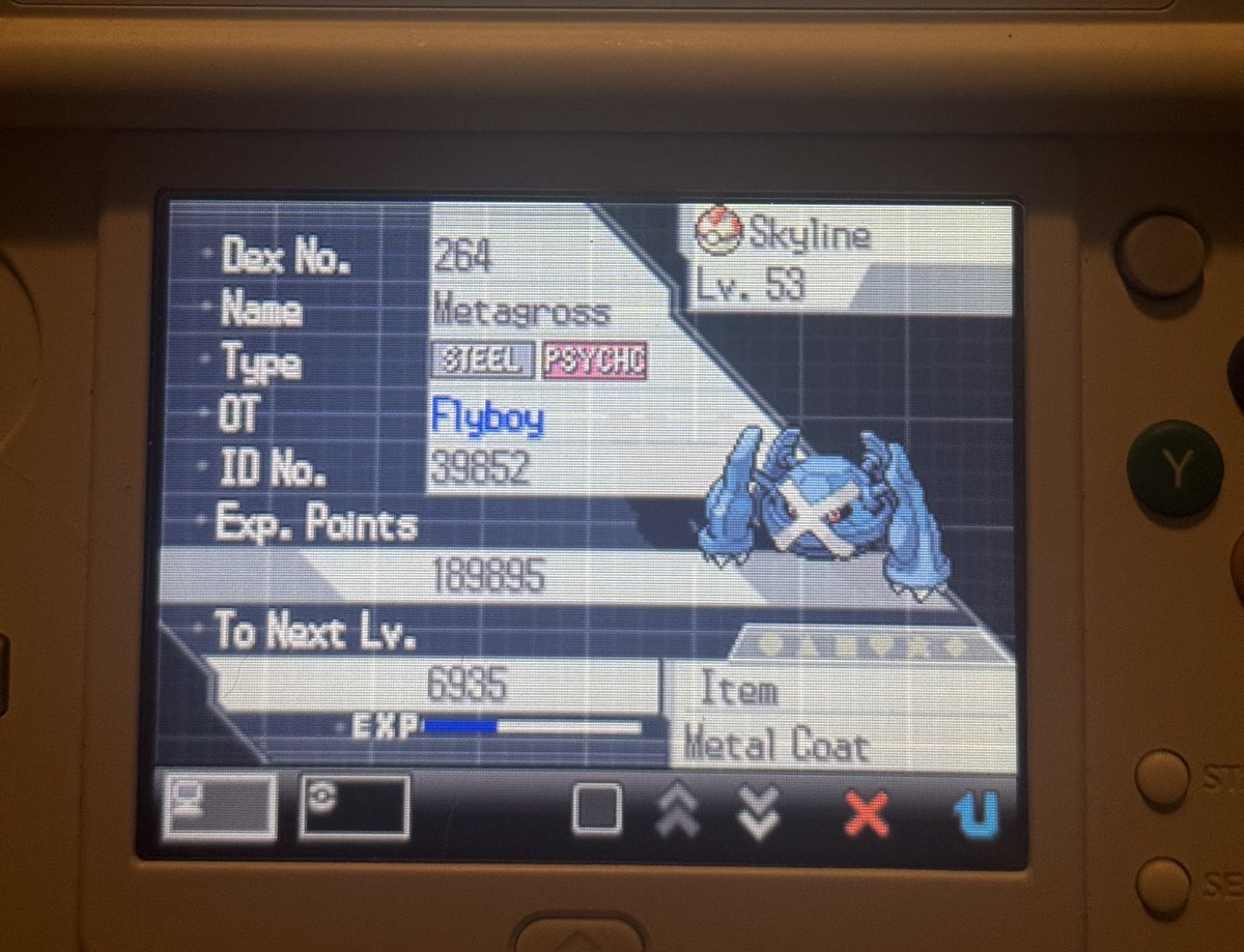 onlyFLYBOY's tweet image. Thank Black 2 for giving us a chance to actually use a Metagross before the Elite Four