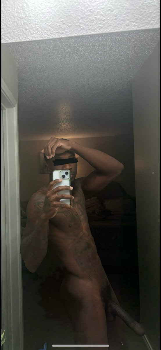 Jimfred666's tweet photo. @throatbaee https://t.co/HrLFM5wqQp https://t.co/kr2xd87UHA