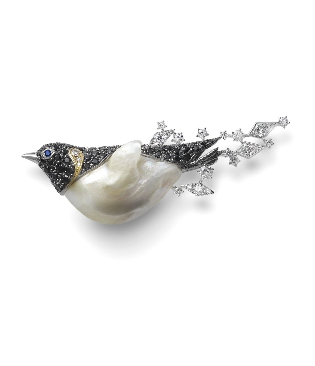 ぽっちゃりのお腹が可愛いね