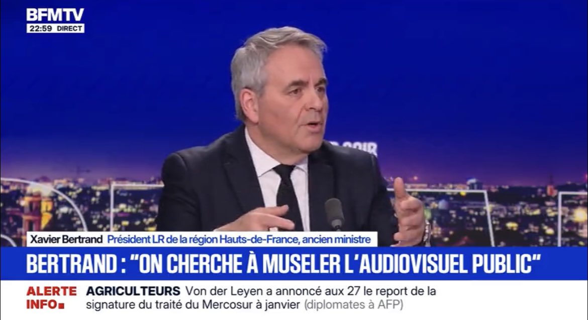 DestinationTele's tweet photo. Le + scandaleux est que Xavier Bertrand soit encore comptabilisé en temps de parole de la droite https://t.co/jfPVPU6Se3