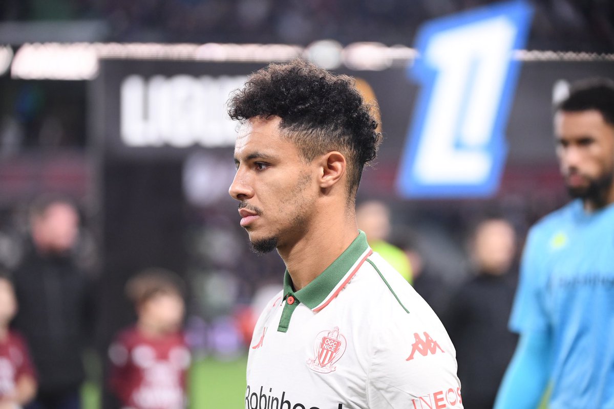 ActuFoot_'s tweet image. 🚨 𝗟’𝗢𝗠 𝗣𝗘𝗡𝗦𝗘 𝗦𝗘́𝗥𝗜𝗘𝗨𝗦𝗘𝗠𝗘𝗡𝗧 𝗔̀ 𝗦𝗢𝗙𝗜𝗔𝗡𝗘 𝗗𝗜𝗢𝗣 🇲🇦 𝗣𝗢𝗨𝗥 𝗦𝗘 𝗥𝗘𝗡𝗙𝗢𝗥𝗖𝗘𝗥 𝗢𝗙𝗙𝗘𝗡𝗦𝗜𝗩𝗘𝗠𝗘𝗡𝗧 ! 💙🤍

Le Niçois n’a pas été convoqué par le Maroc pour la CAN cet hiver.

🗞️ @lequipe