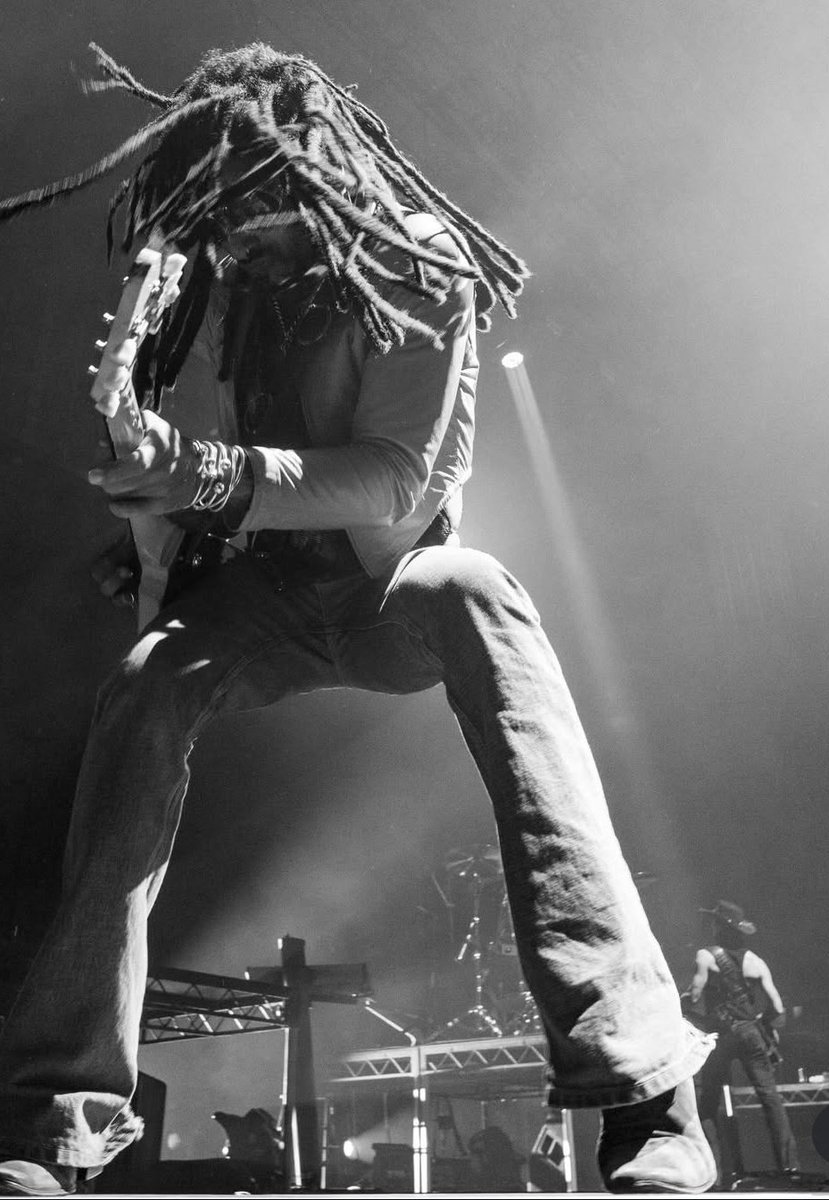 vaniicena's tweet image. #MiFotoRockDelDia 🎶🎶🎶🎶

#Kravitz