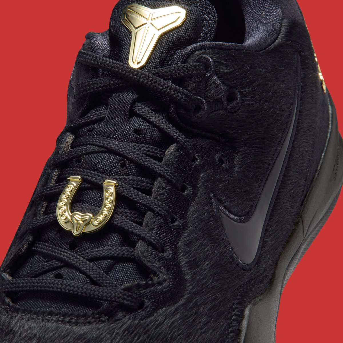 houseofheat's tweet image. Nike Kobe 8 EXT Protro “Year of the Horse” Releases Spring 2026 🐲

Details: hoh.news/fzVxz68s
