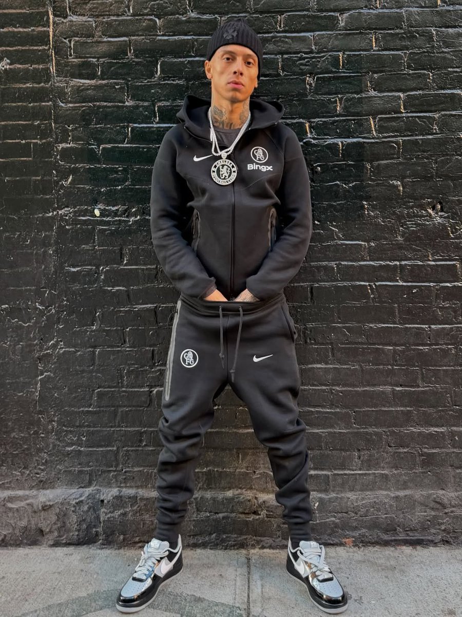 DAZNFootball's tweet image. Central Cee is repping Chelsea on a whole different level 😎🔵

(📷 via Central Cee on IG)