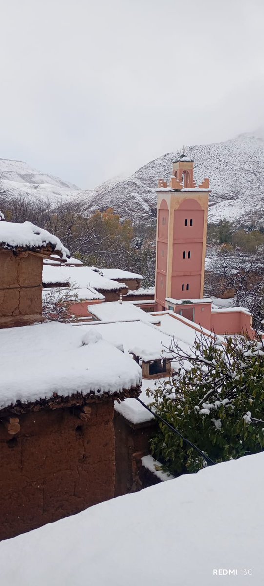 Lovely day now  day from the heart of Moroccan berber villages #Morocco #nowday #travelaround #traveling #adventure #exploremorocco #tourthewold #vacations