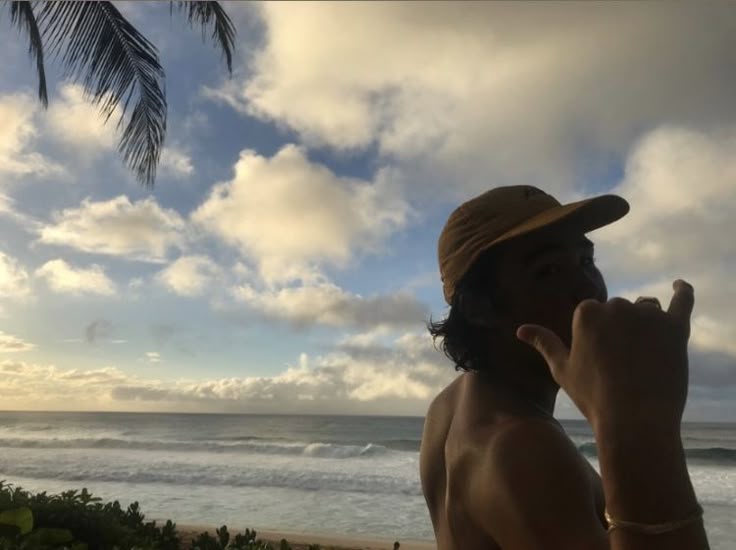 morango_noturno's tweet image. moments.......☀️🫧