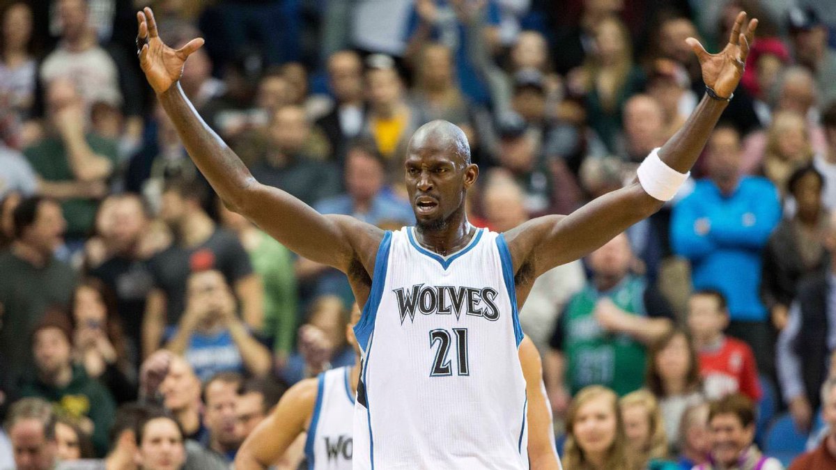 SleeperTWolves's tweet photo. KG Timberwolves franchise ranks: ⬇️⬇️⬇️

Points (19,201) - 1st
Rebounds (10,718) - 1st
Assists (4,216) - 1st
Steals (1,315) - 1st
Blocks (1,590) - 1st
Field goals made (7,647) - 1st
Games played (970) - 1st
Free throws made (3,743) - 1st
Playoff games (47) - 1st
Playoff appearances (8) - 1st
Seasons played (14) - 1st

The greatest player in franchise history 🐺