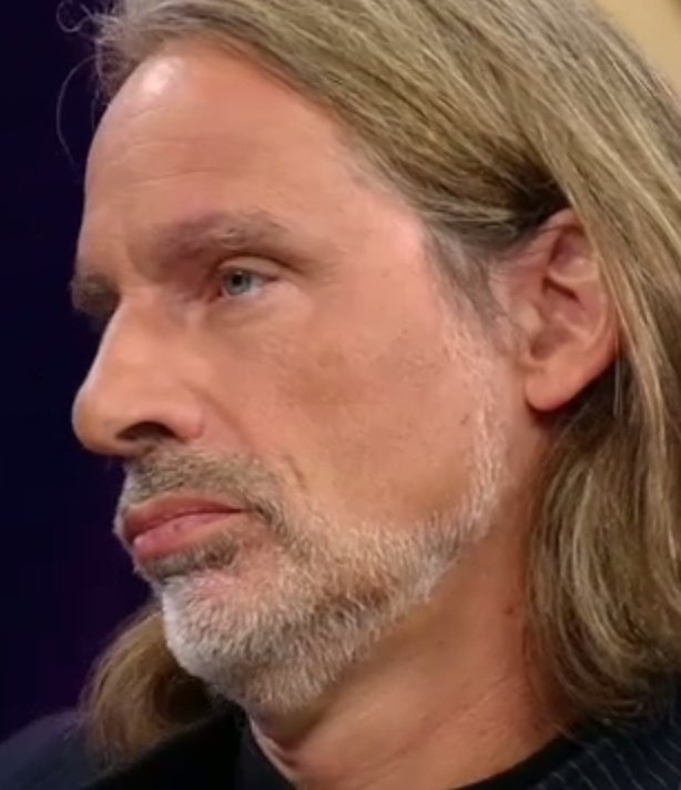 Kaum jemand beherrscht die vor abstoßender Selbstgewissheit strotzende Inszenierung erratischer Analysen unter fehlerhaften Prämissen so virtuos wie Richard David Precht. 

Praktisch nichts von dem, was der Mann heute in den hobbyphilosophischen Äther raunen durfte, war wahr,