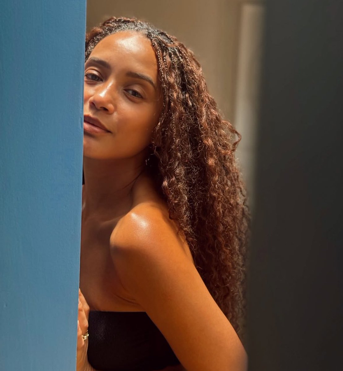 chega ser um desaforo a beleza dessa mulher