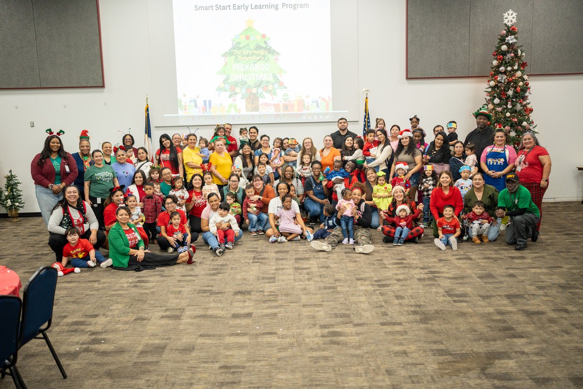 SpringISD's tweet image. 📚🐛 Spring ISD Smart Start families enjoyed a fun and engaging Literacy Event at FACE.

Children explored hands-on activities designed to support early literacy, pre-writing, motor, math and social skills, inspired by The Hungry Caterpillar Peekaboo Christmas by Eric Carle.…