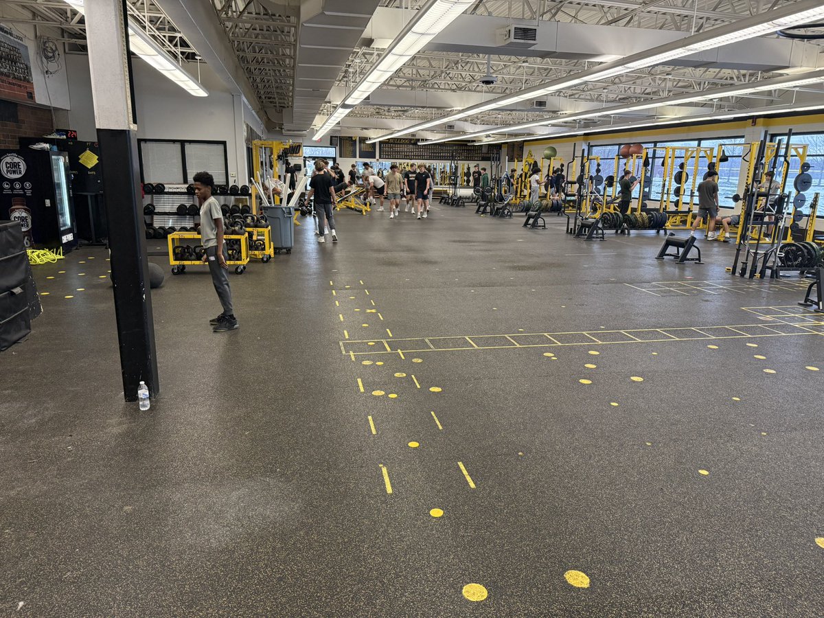 Bulldog Strength tweet media