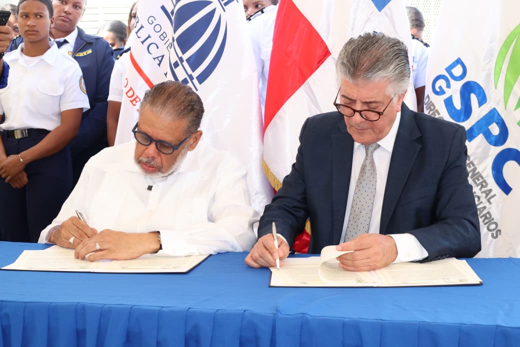 Desarrollo de la Comunidad y Servicios Penitenciarios formalizan alianza estratégica en favor del desarrollo social periodismoculturalrd.com/2025/12/desarr…