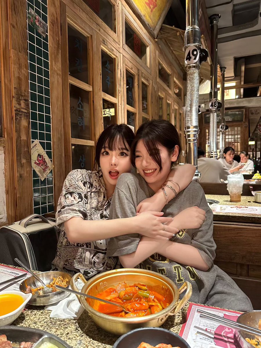JeanFengff's tweet photo. Good food is never to be missed! Whether it's succulent grilled meats or decadent desserts, every bite is a celebration of flavors that delight the senses. #FoodLovers #GrillAndChill https://t.co/UbLNGYE9OV