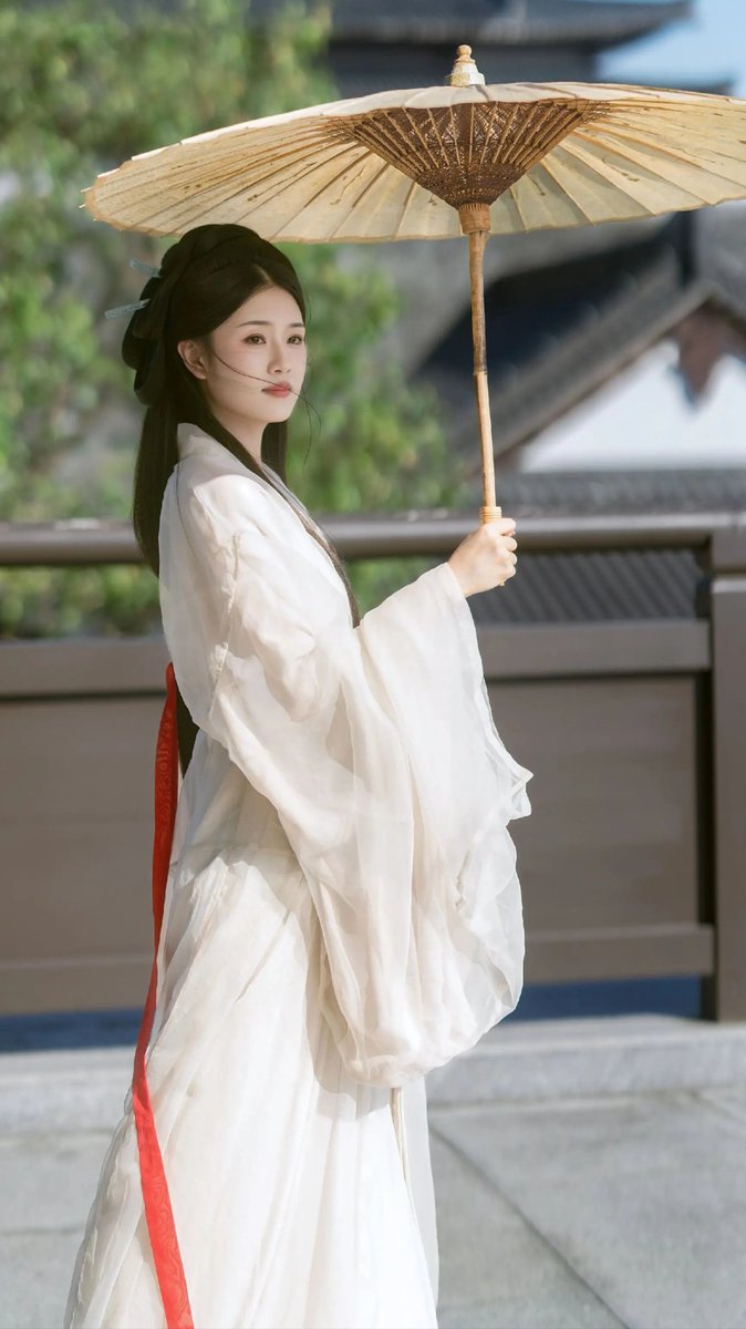 美业老板14年的真实感受与追求| TikTok, image size:674x1199