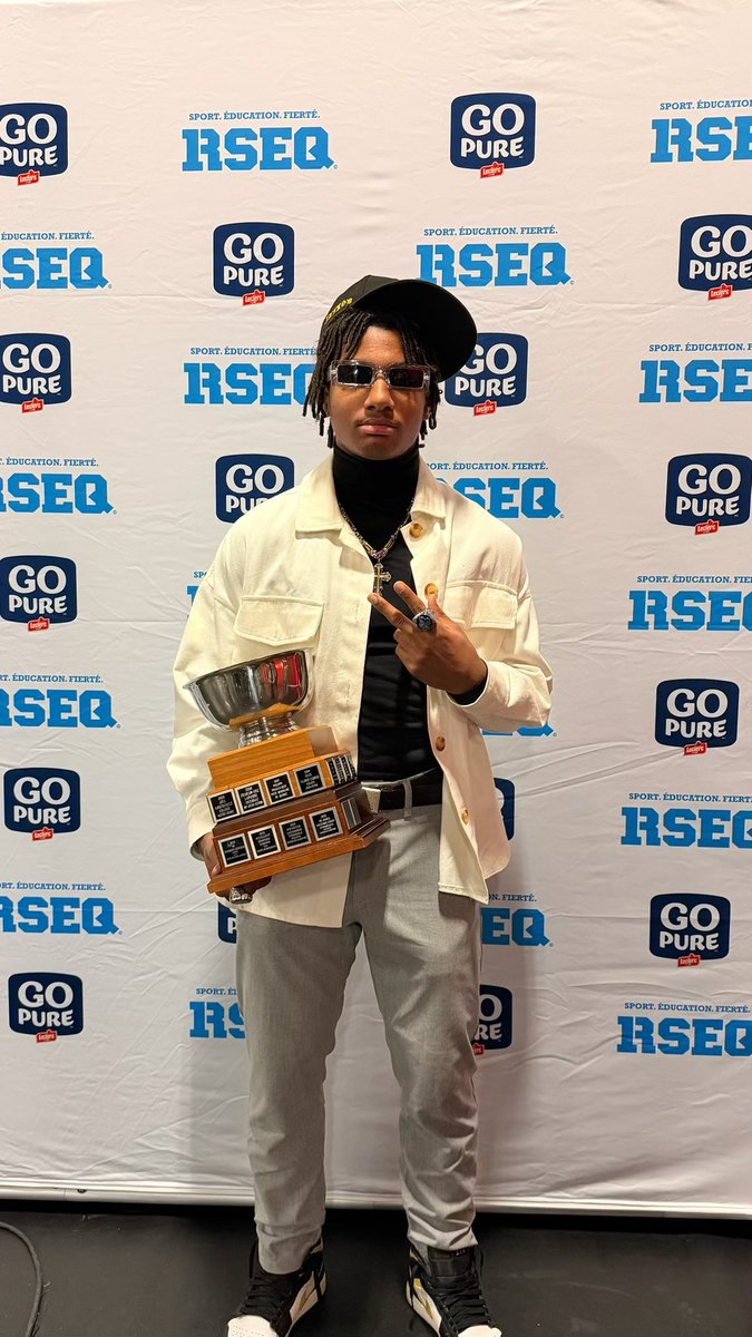 JamalJaykob's tweet photo. All glory to the man above‼️Thankful to have been named league MVP and ranked #1 player in the nation.
@CoachSpringer_ @jay_agenor @CoachGerry10 @ECWagnac https://t.co/Z5pJsNwG1Q