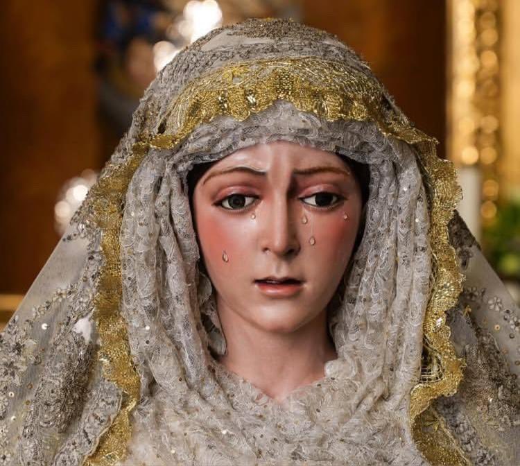mabernalsanchez's tweet photo. La Esperanza Macarena. https://t.co/078y7fk52B