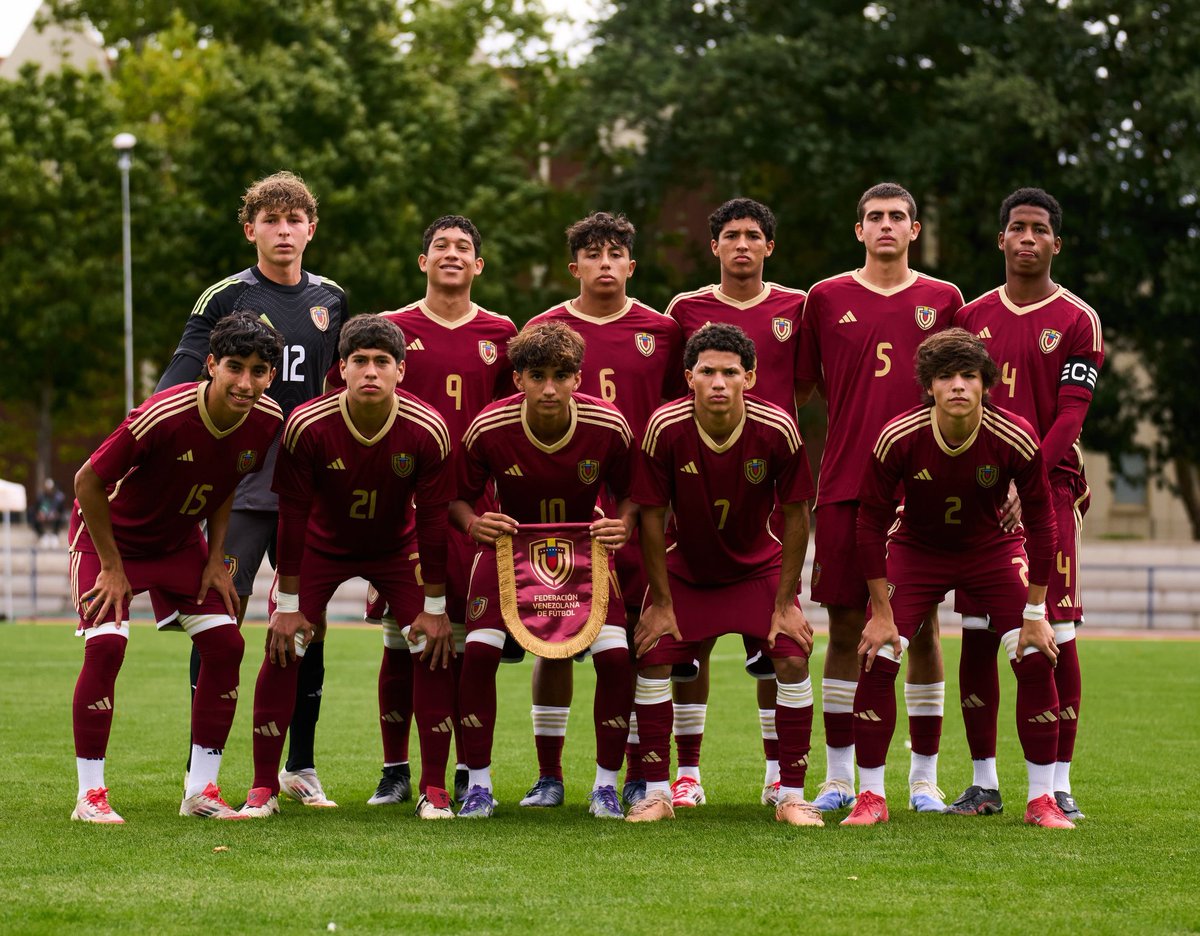 LuiSiuu21's tweet image. 🚨🇻🇪 La Vinotinto Sub-17 (2009) dirigida por Jhonny Ferreira acumula 6 partidos y 6 derrotas:

❌ 2-1 Inglaterra
❌ 2-0 Alemania
❌ 0-1 Israel
❌ 5-1 Independiente del Valle
❌ 3-1 Chile
❌ 2-1 Argentina

⚽ Goles a favor: 4
🥅 Goles en contra: 15
