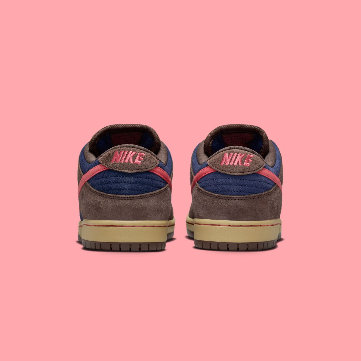 JustFreshKicks's tweet image. OFFICIAL IMAGES: Nike SB Dunk Low Pro “Baroque Brown/Adobe" 🛹

🗓️ Spring 2026 
💰 $120