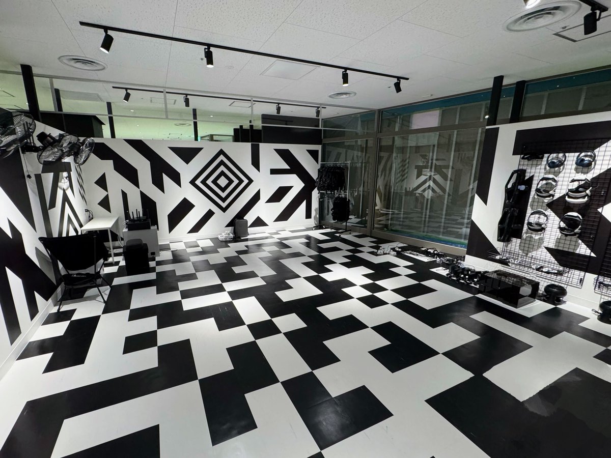 「XR Kaigi 2025」コンシューマー部門最優秀賞🏆
 超没入型XRアトラクション
 XR Center Game Space 福岡店が
 本日キャナルシティ博多にオープンしました。
振動スーツ×最大6人協力プレイの
 本格XRシューティング体験を提供します。
詳細はこちら👇
prtimes.jp/main/html/rd/p…
#XR #XRKaigi #福岡