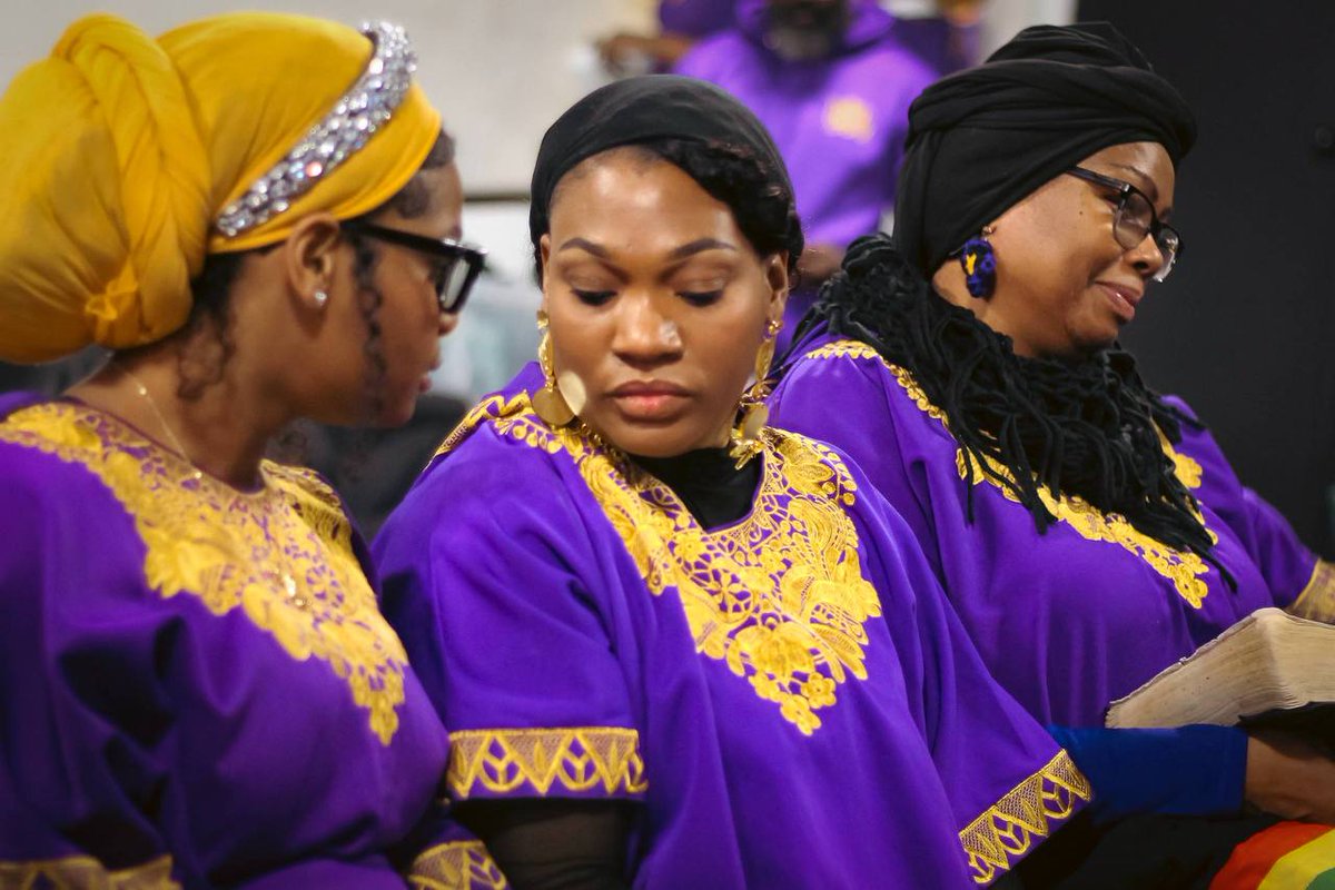 iuic_chicago's tweet image. Sisters gathered in unity on the Sabbath, seeking the Law and growing together in wisdom.

Text ☎️ “Give” to (646)982-3848 to donate now.

#BlackChurchInChicago 
#HolyNation 
#RealJews